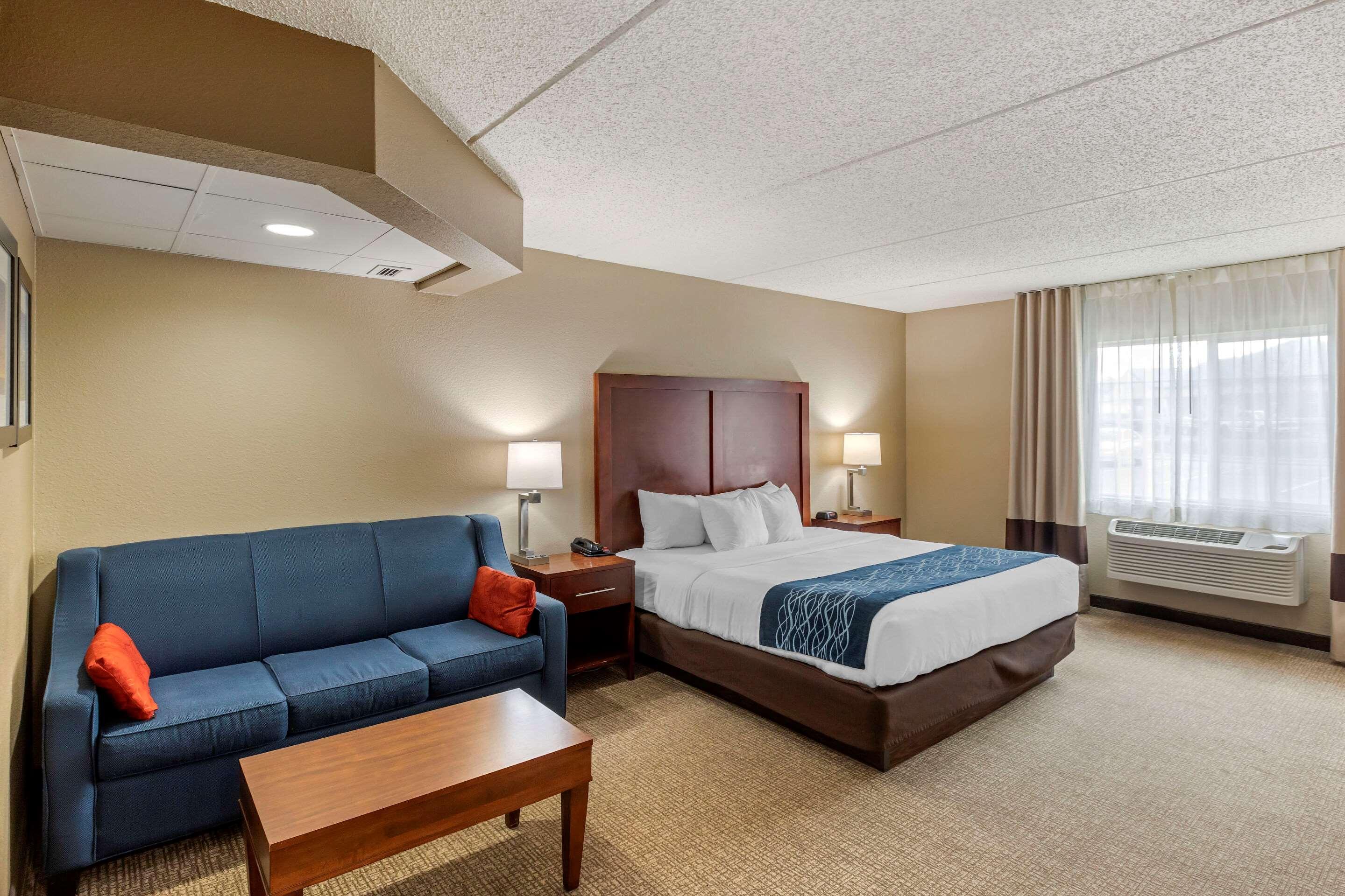 Comfort Inn & Suites Jackson - West Bend Ngoại thất bức ảnh