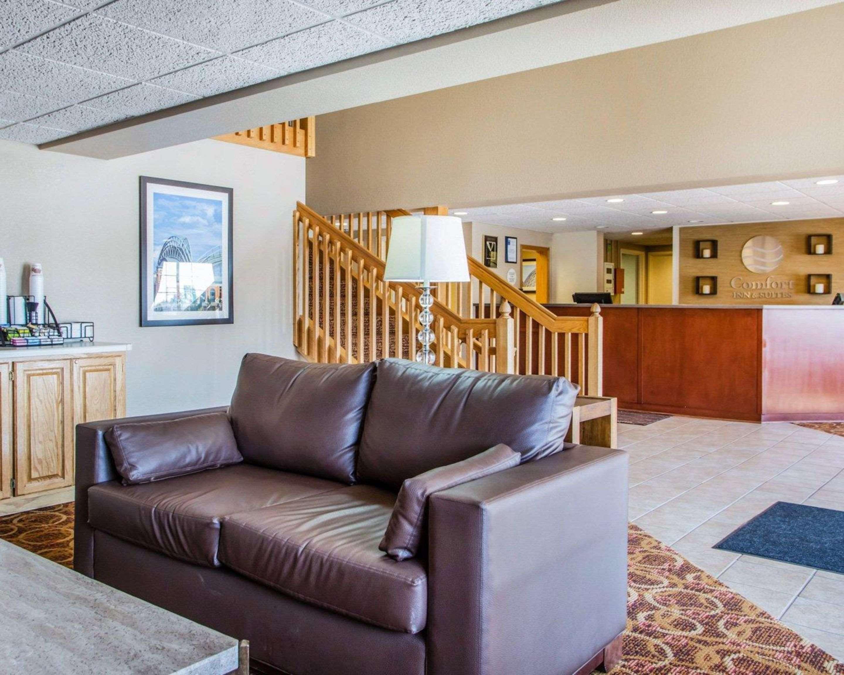 Comfort Inn & Suites Jackson - West Bend Ngoại thất bức ảnh