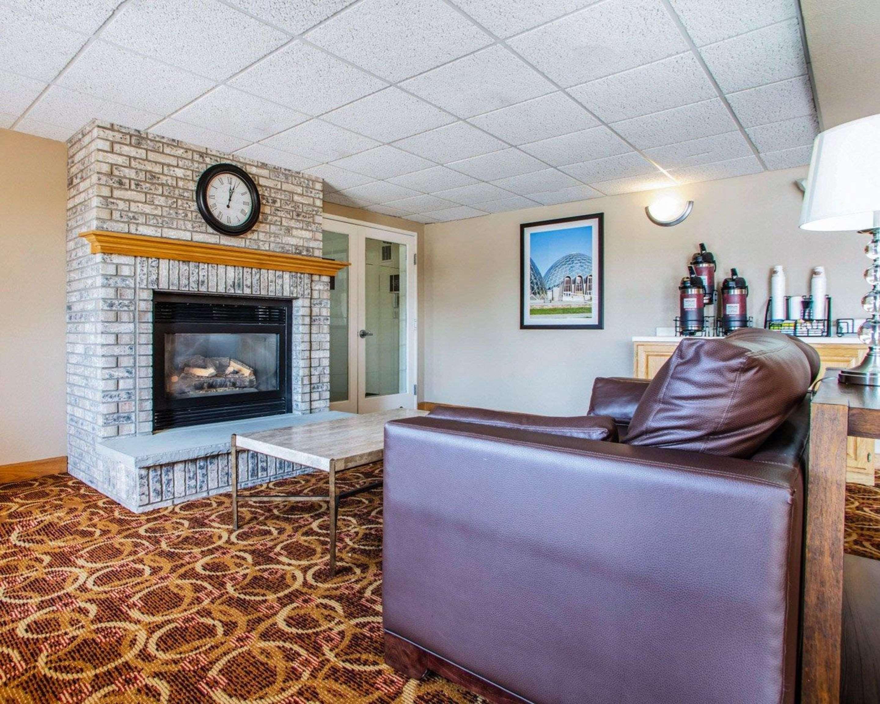 Comfort Inn & Suites Jackson - West Bend Ngoại thất bức ảnh