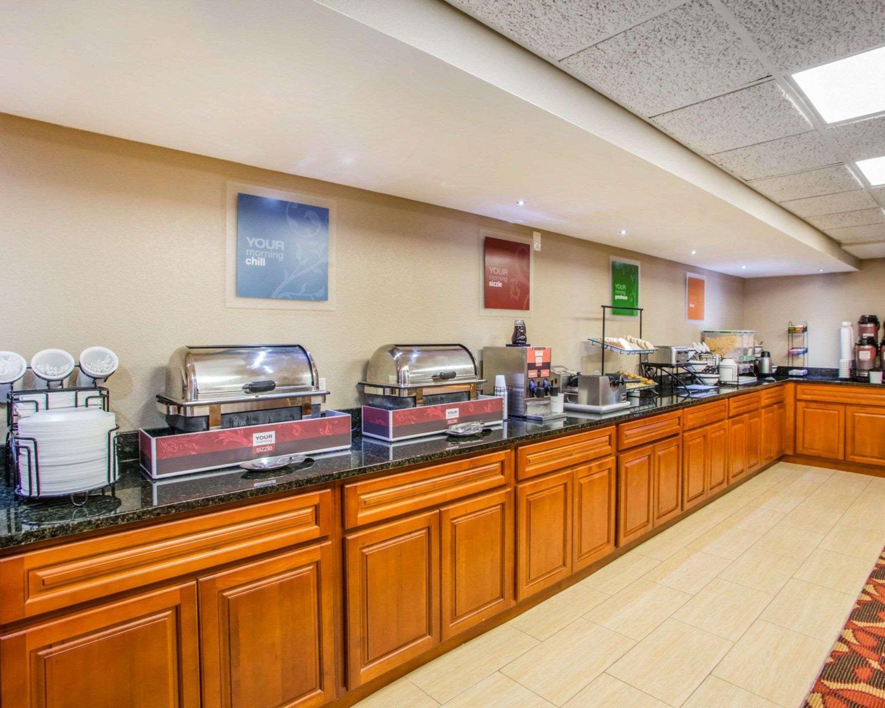 Comfort Inn & Suites Jackson - West Bend Ngoại thất bức ảnh