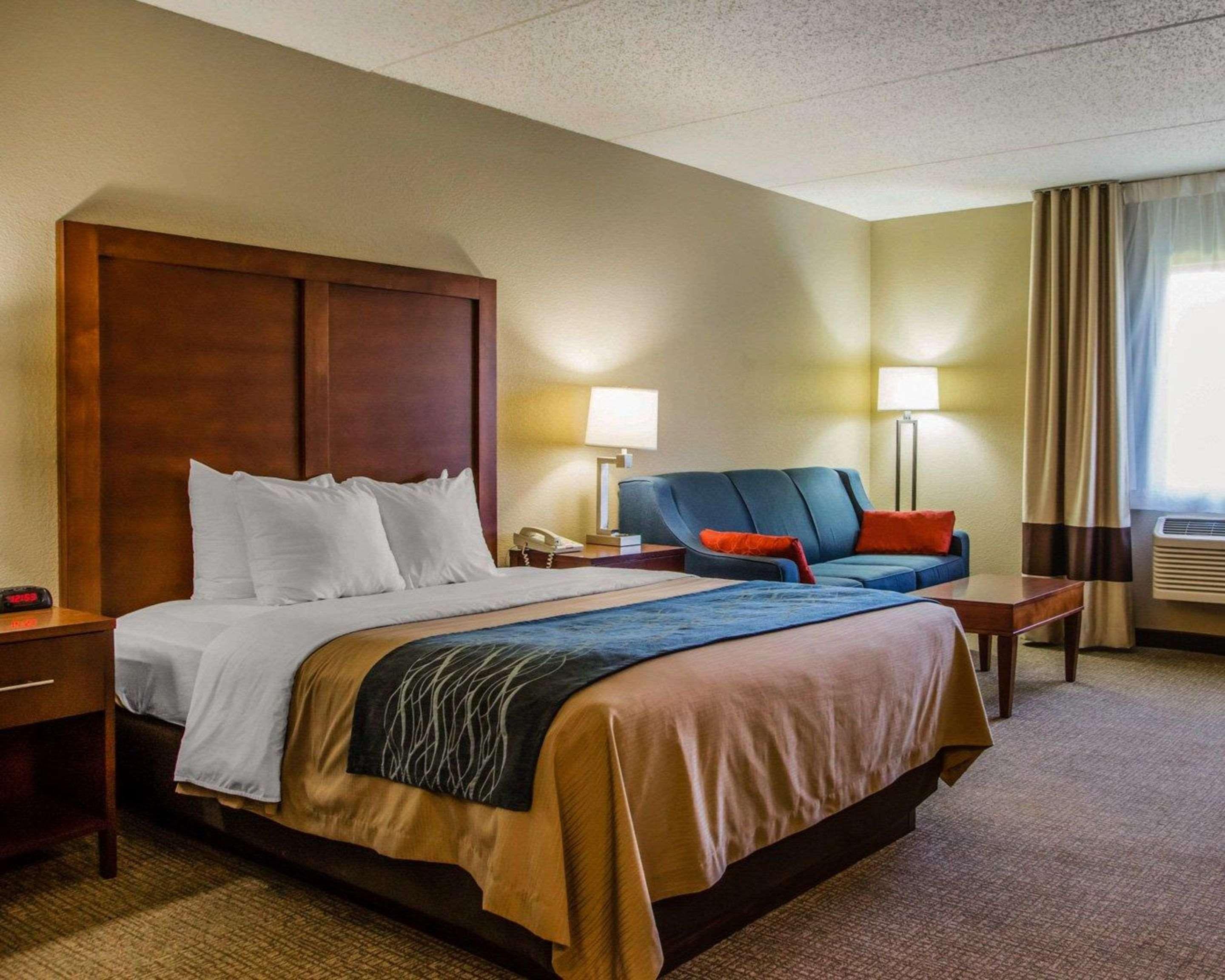 Comfort Inn & Suites Jackson - West Bend Ngoại thất bức ảnh