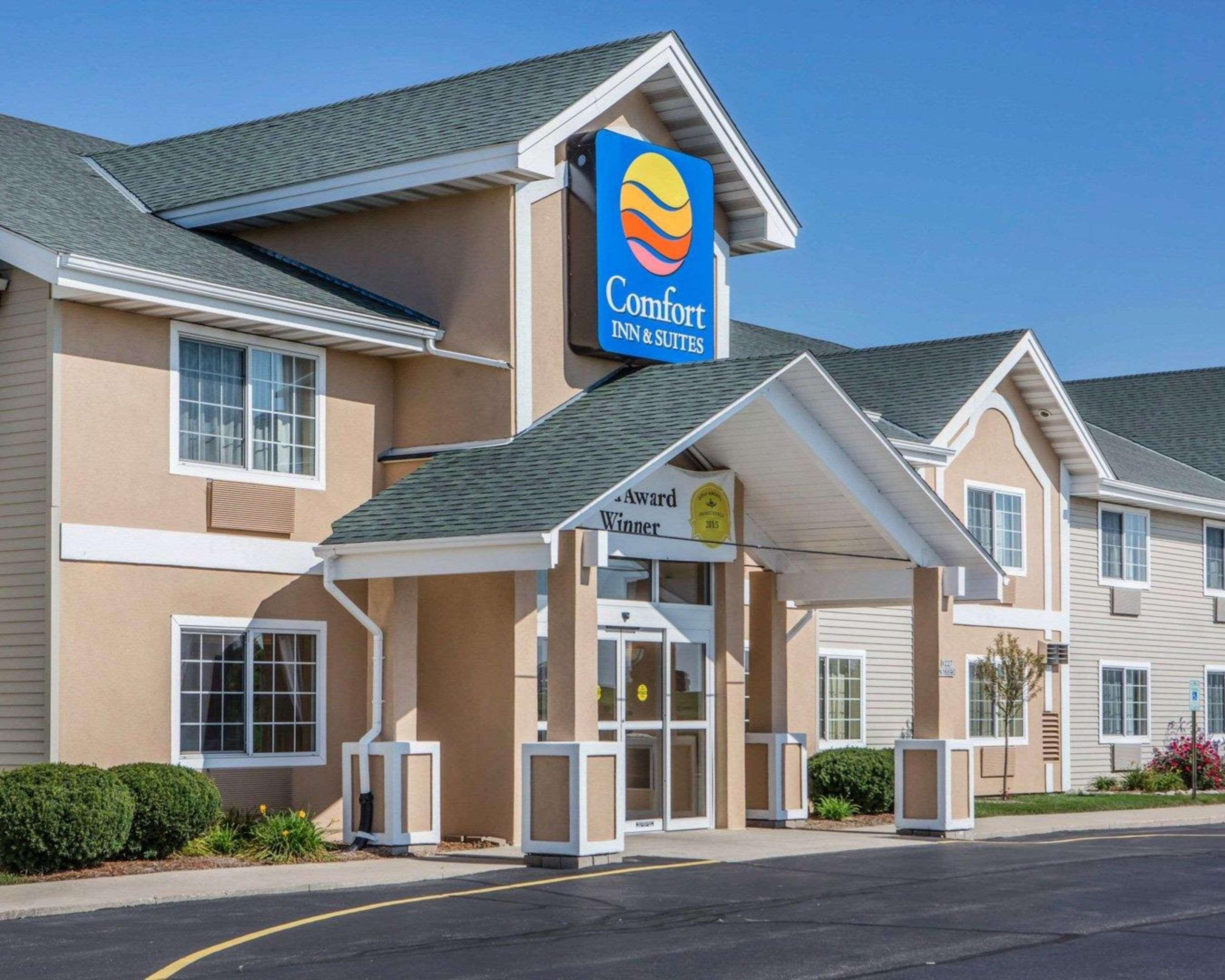 Comfort Inn & Suites Jackson - West Bend Ngoại thất bức ảnh